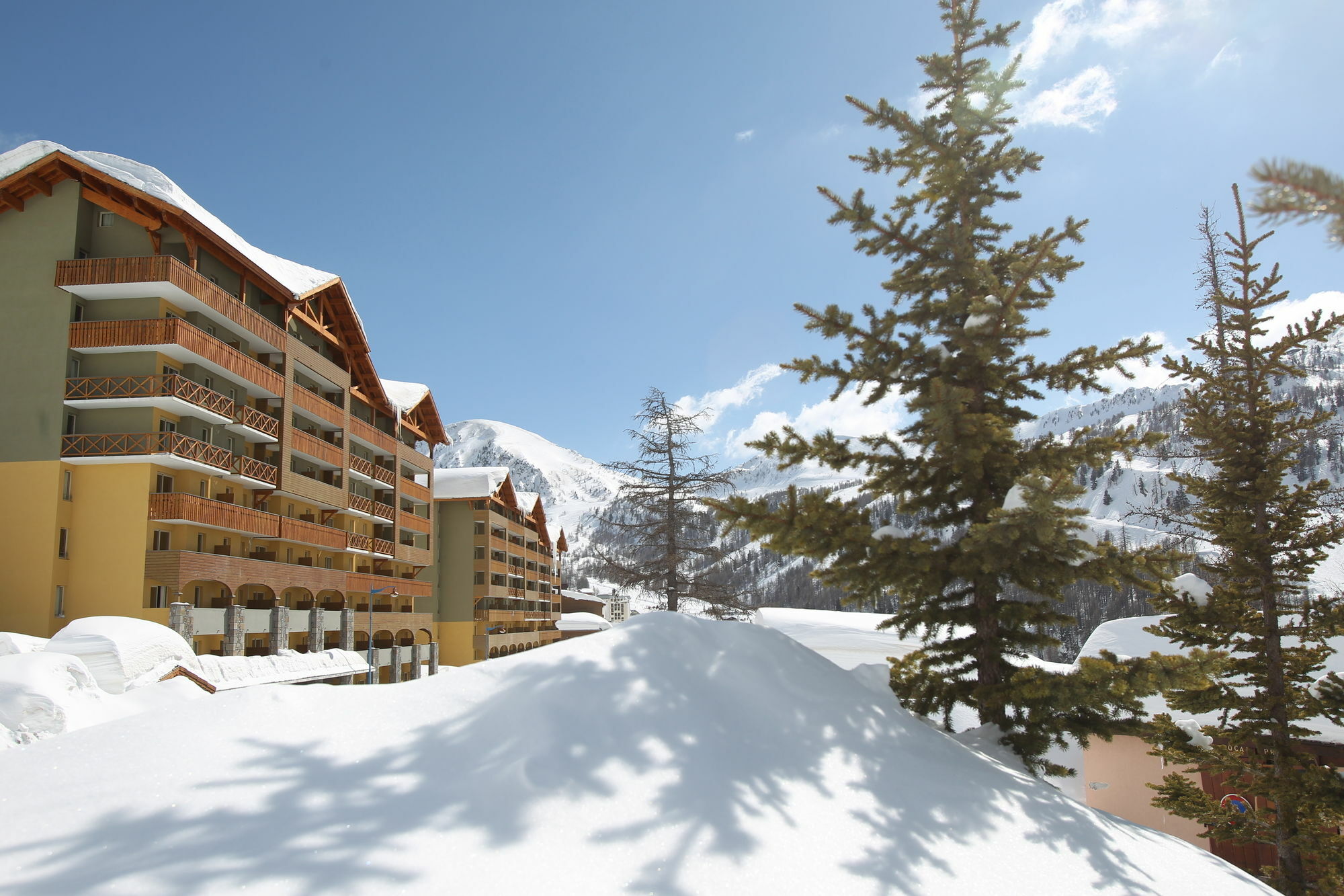 Residence Mmv Les Terrasses D'Isola Isola 2000 Zewnętrze zdjęcie